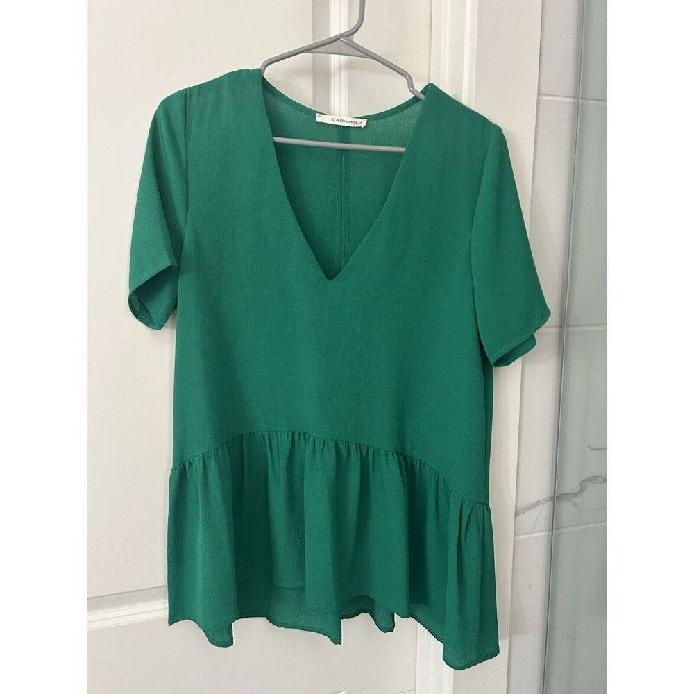 Caramela Shirt Size M Pleat Waist Green Flare Open Back Top Blouse Women Stylish